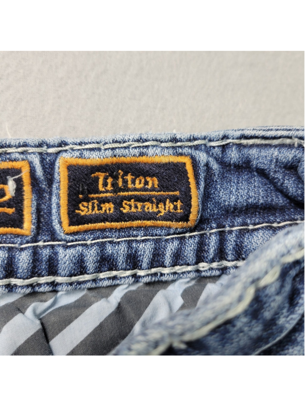 Rock Revival Triton Slim Straight Jeans Mens 32x30 Blue Embroidered Fleur De Lis - Picture 11 of 14